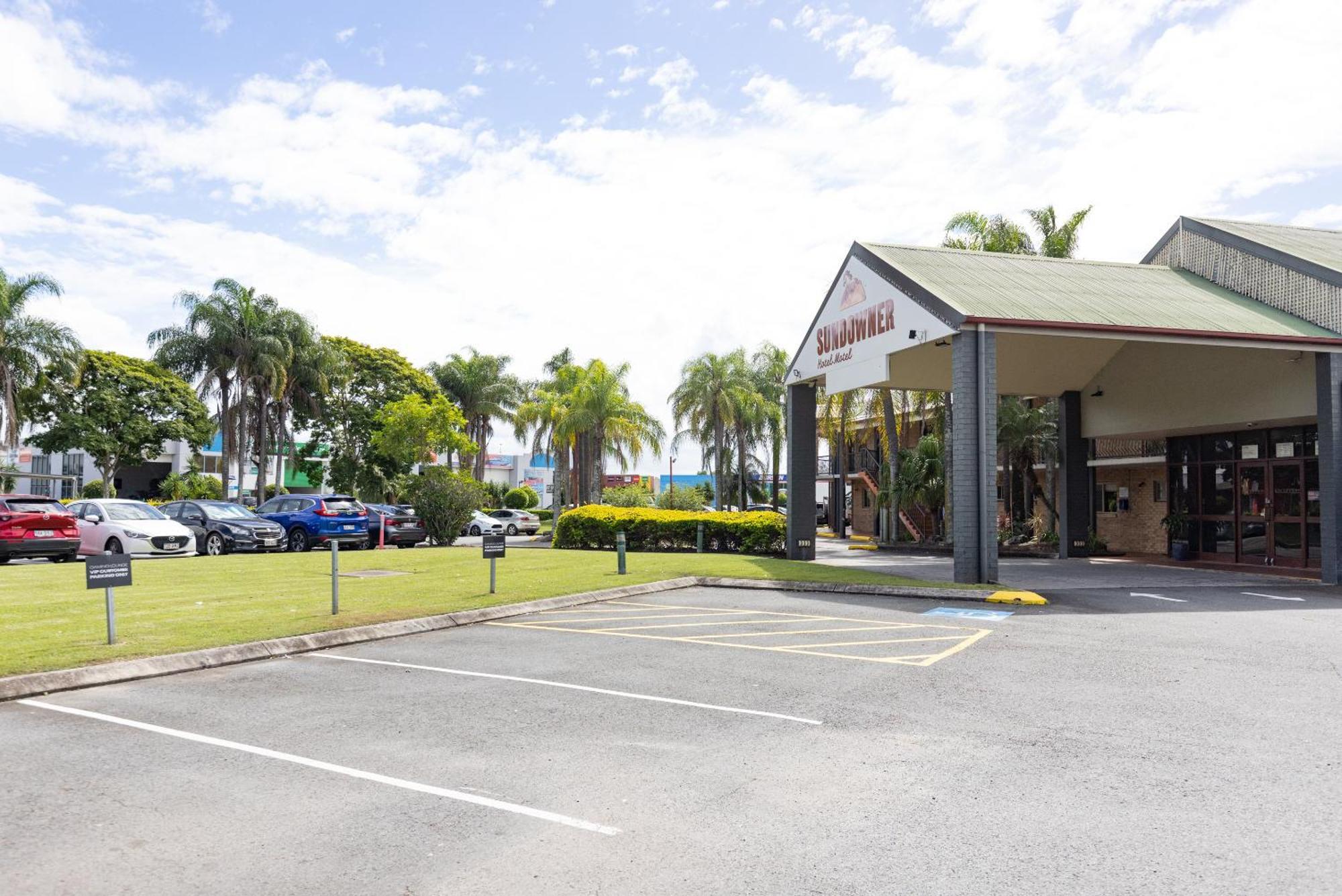 Sundowner Hotel Motel Caboolture Exterior foto