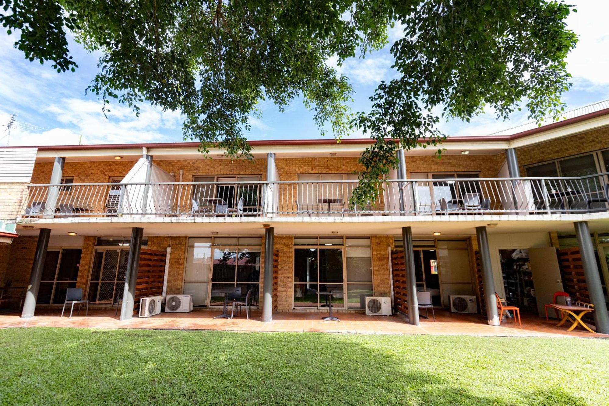 Sundowner Hotel Motel Caboolture Exterior foto